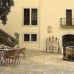 Palacio Conde Toreno 3*