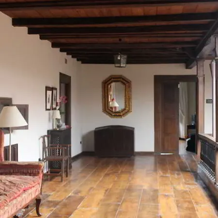 Palacio Conde Toreno 3* Salas (Asturias)