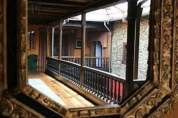 Palacio Conde Toreno 3*