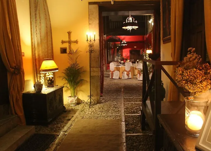 Palacio Conde Toreno 3*